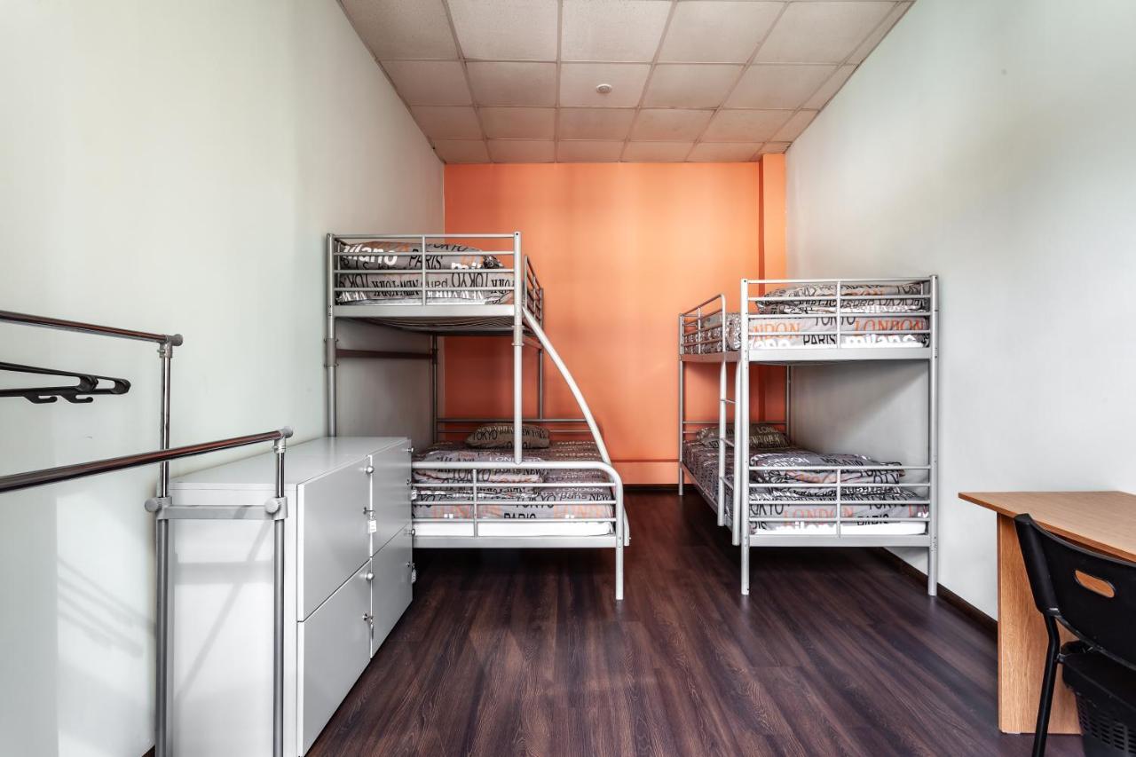 Mister Hostel Lviv Exterior photo